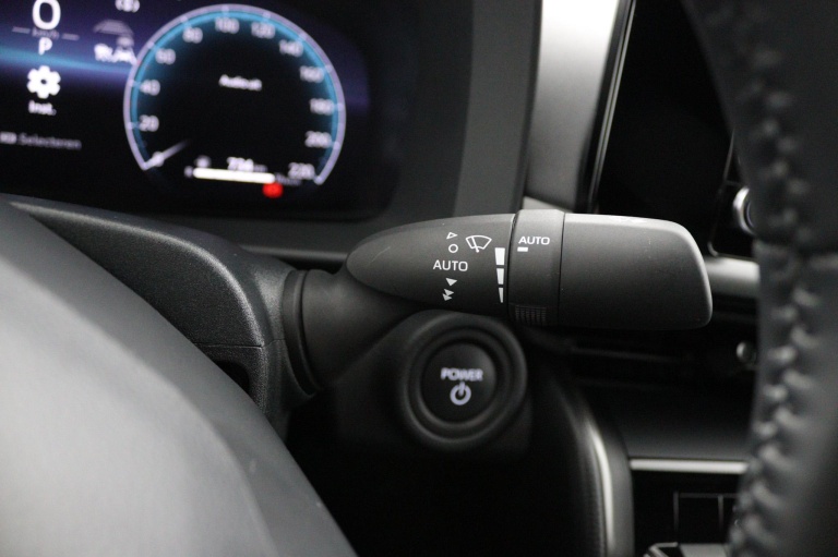 Toyota C-HR - 1.8 Hybrid 140 Dynamic 31