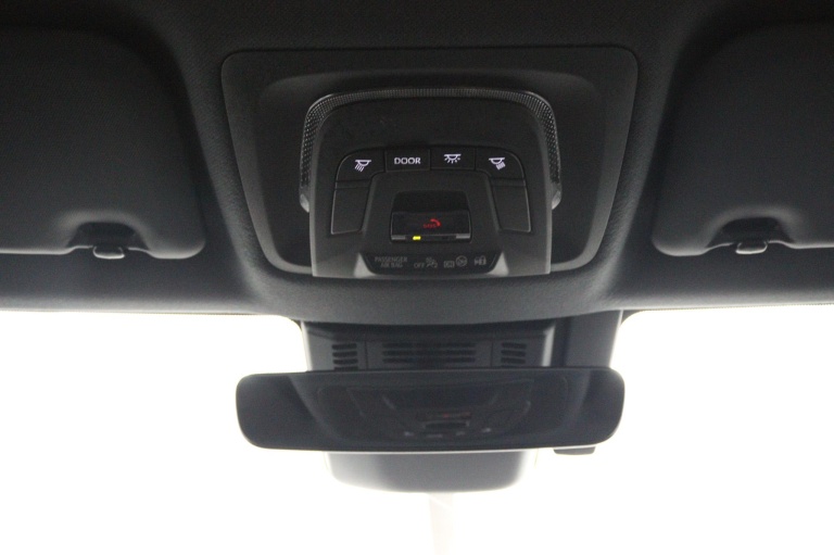 Toyota C-HR - 1.8 Hybrid 140 Dynamic 32