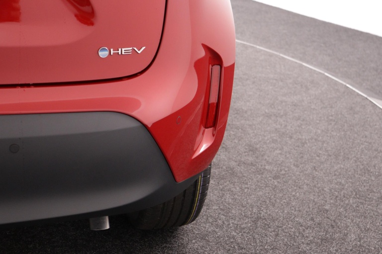 Toyota Yaris Cross - 1.5 Hybrid 115 Dynamic 36