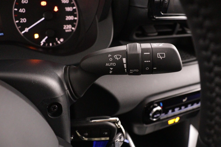 Toyota Yaris - 1.5 Hybrid 115 Active 30