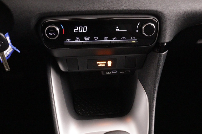 Toyota Yaris - 1.5 Hybrid 115 Active 7