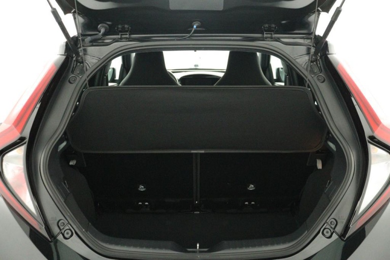 Toyota Aygo X - 1.0 VVT-i MT Play 22