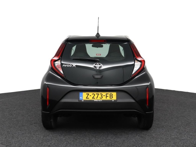 Toyota Aygo X - 1.0 VVT-i MT Play