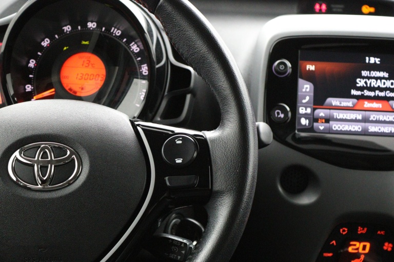 Toyota Aygo - 1.0 VVT-i x-joy 21