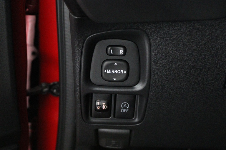 Toyota Aygo - 1.0 VVT-i x-joy 28