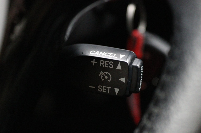 Toyota Aygo - 1.0 VVT-i x-joy 37