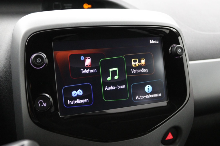 Toyota Aygo - 1.0 VVT-i x-joy 38