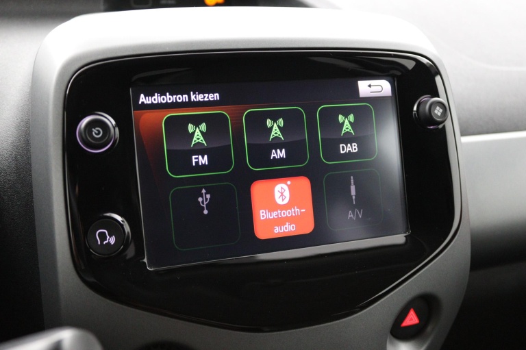 Toyota Aygo - 1.0 VVT-i x-joy 39