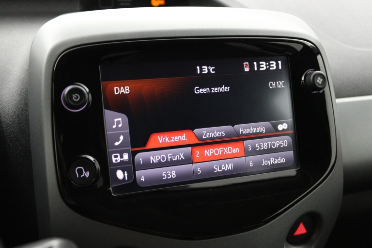 Toyota Aygo - 1.0 VVT-i x-joy 40