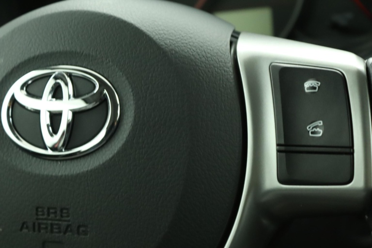 Toyota Yaris - 1.0 VVT-i Aspiration 21