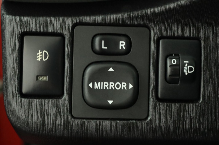 Toyota Yaris - 1.0 VVT-i Aspiration 29