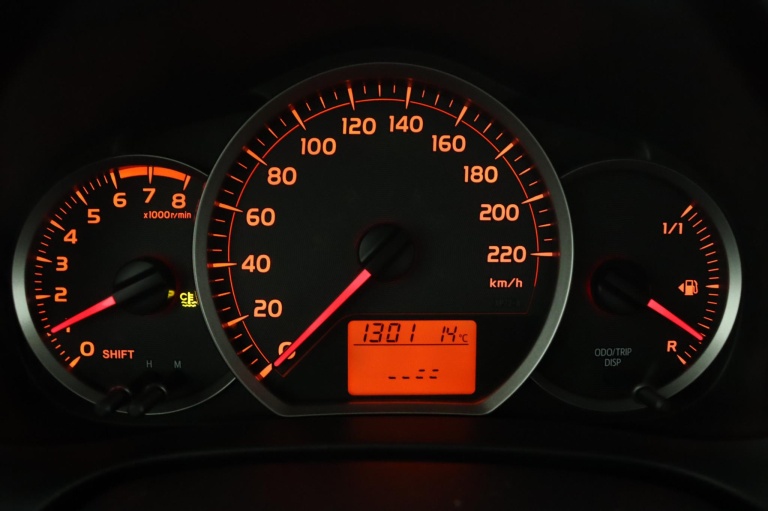 Toyota Yaris - 1.0 VVT-i Aspiration 49