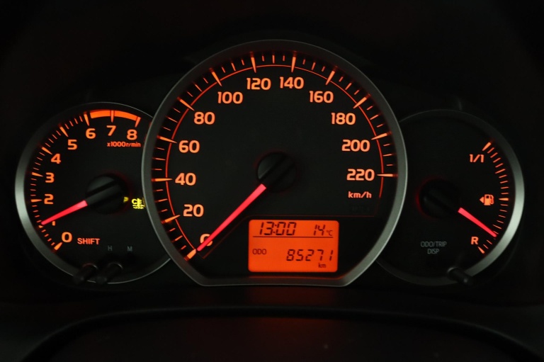 Toyota Yaris - 1.0 VVT-i Aspiration 6