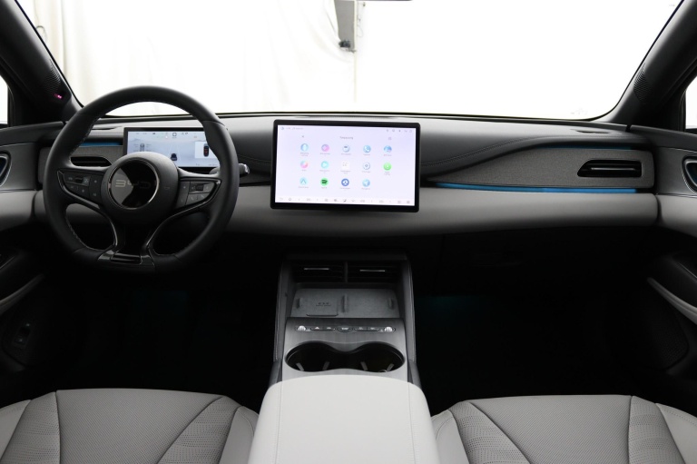 BYD SEAL 6 - DM-i Sedan Comfort Lite 7