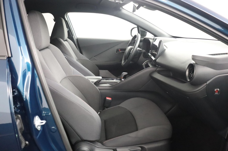 Toyota C-HR - 1.8 Hybrid 140 Dynamic 19