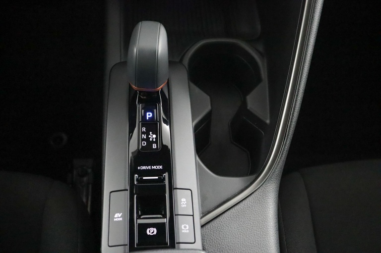 Toyota C-HR - 1.8 Hybrid 140 Dynamic 25