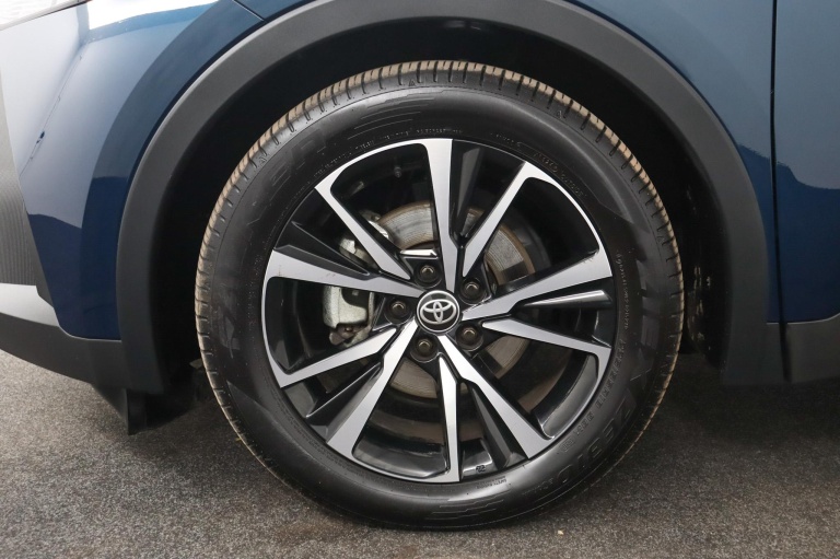 Toyota C-HR - 1.8 Hybrid 140 Dynamic 36