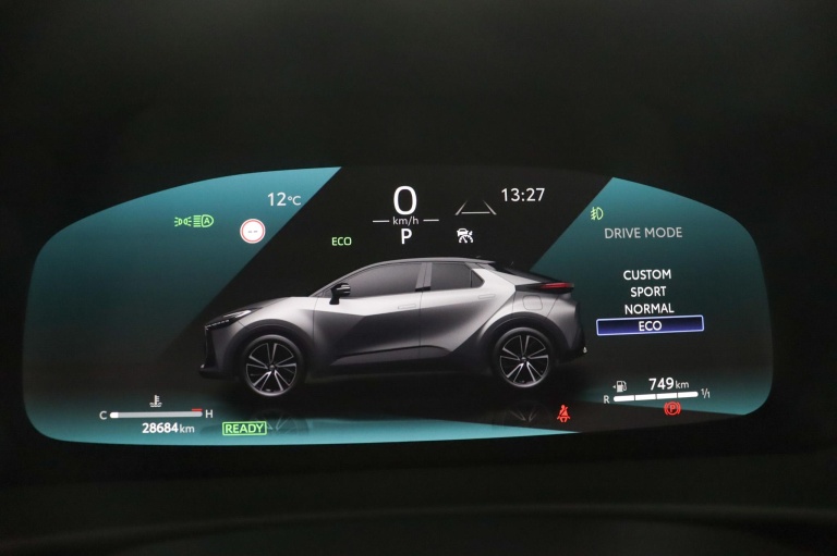 Toyota C-HR - 1.8 Hybrid 140 Dynamic 49