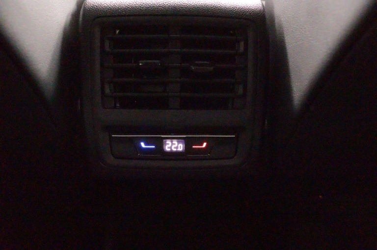 Volkswagen Golf - 1.5 eHybrid 50 Edition 57