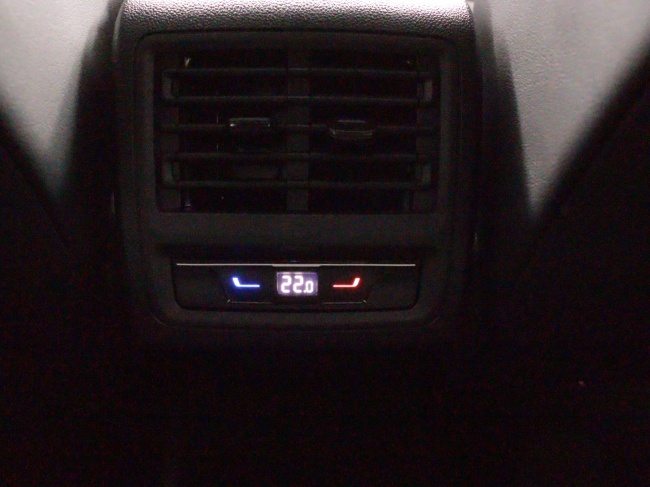 Volkswagen Golf - 1.5 eHybrid 50 Edition