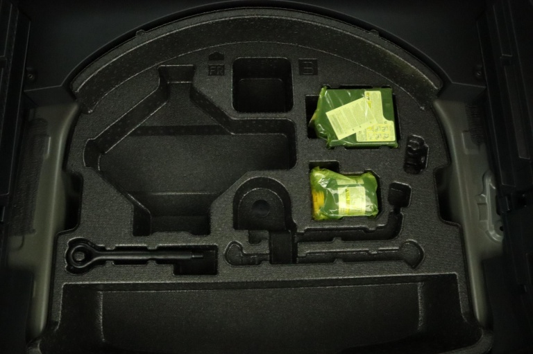 Toyota RAV4 - 2.5 Hybrid AWD ADVENTURE 32