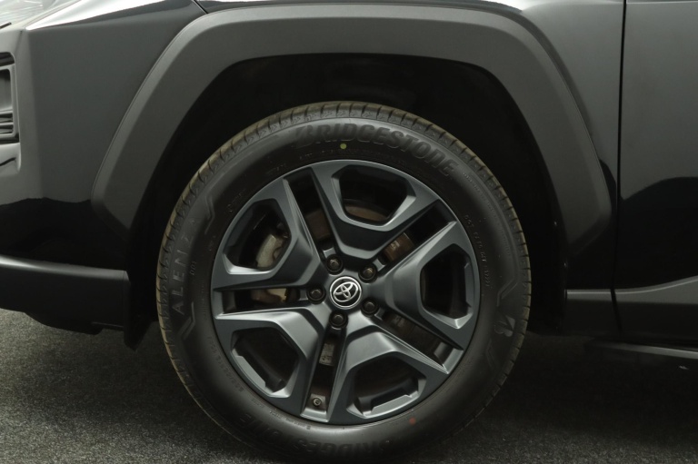 Toyota RAV4 - 2.5 Hybrid AWD ADVENTURE 36
