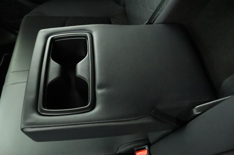 Toyota RAV4 - 2.5 Hybrid AWD ADVENTURE 38