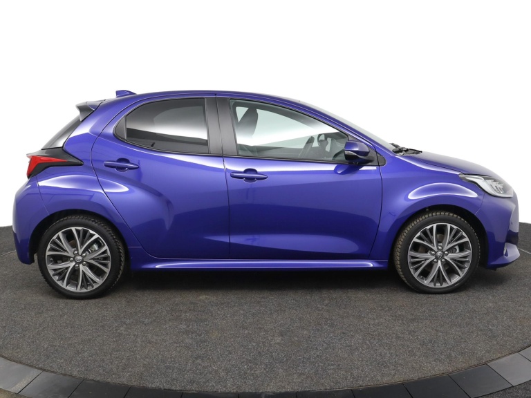Toyota Yaris - 1.5 Hybrid 130 Executive 12