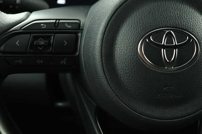 Toyota Yaris - 1.5 Hybrid 130 Executive 18