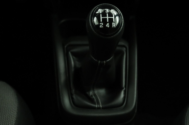 Suzuki Swift - 1.2 Select Smart Hybrid 27