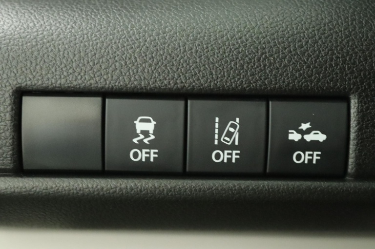 Suzuki Swift - 1.2 Select Smart Hybrid 31