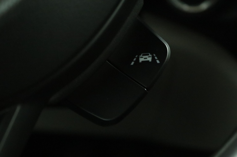 Suzuki Swift - 1.2 Select Smart Hybrid 44