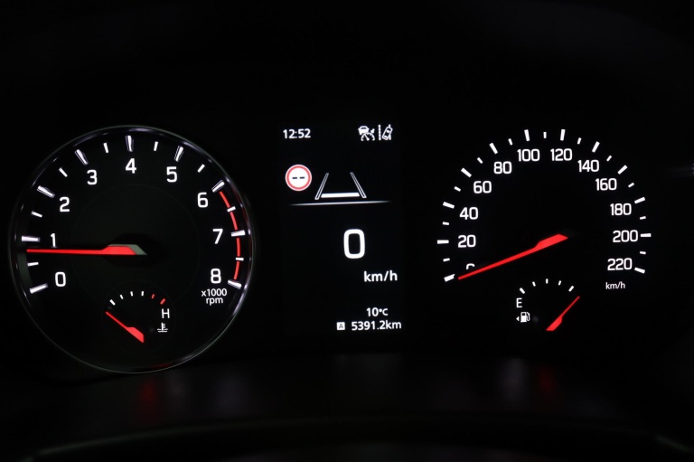 Suzuki Swift - 1.2 Select Smart Hybrid 47