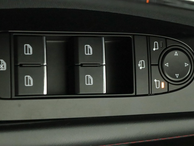 Mazda CX-30 - 2.0 e-SkyActiv-G M Hybrid Sportive