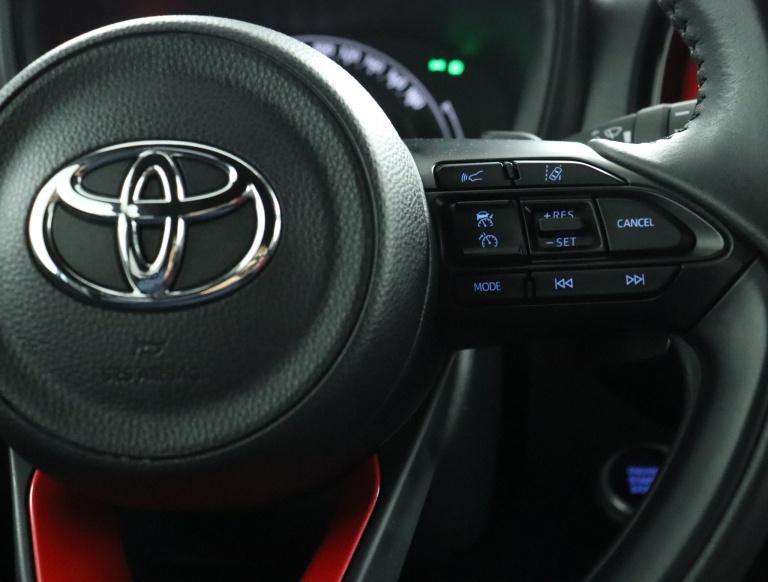 Toyota Aygo X - 1.0 VVT-i S-CVT Undercover 21