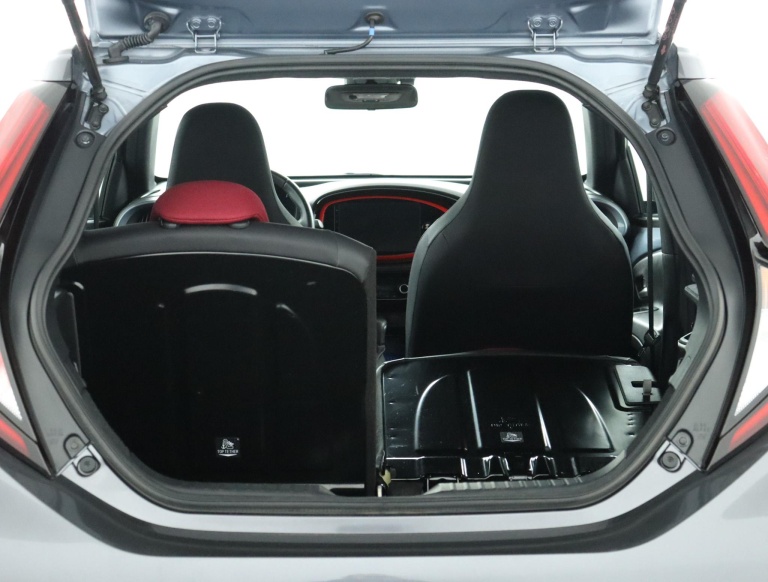 Toyota Aygo X - 1.0 VVT-i S-CVT Undercover 24