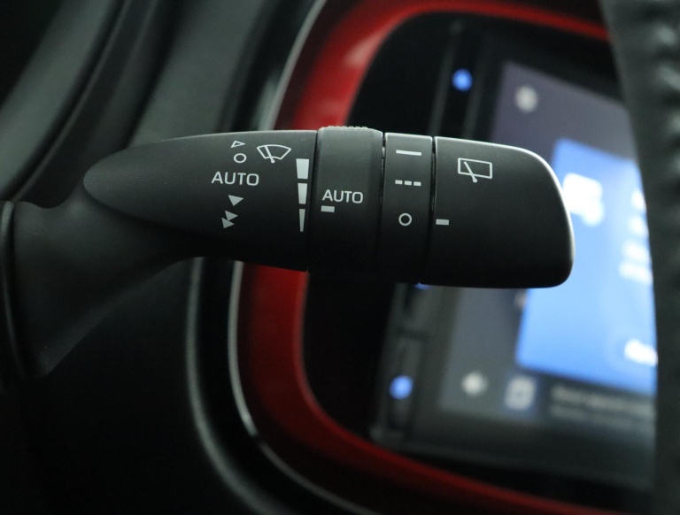 Toyota Aygo X - 1.0 VVT-i S-CVT Undercover 31