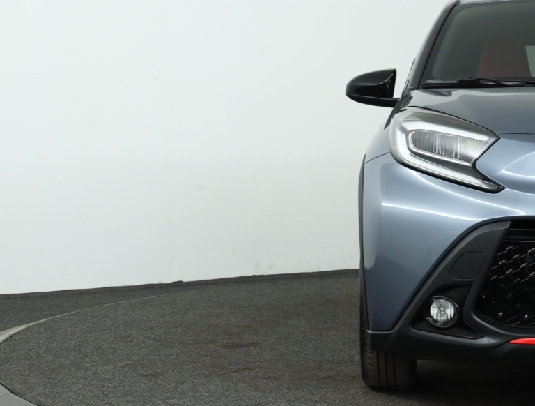 Toyota Aygo X - 1.0 VVT-i S-CVT Undercover 34