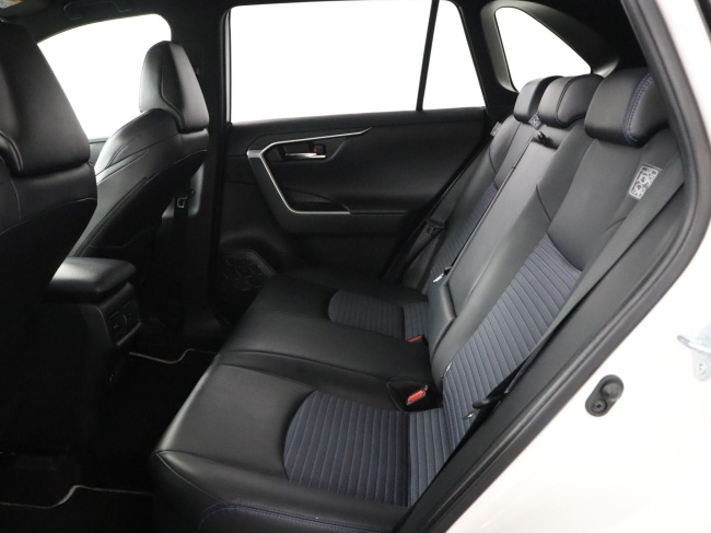 Toyota RAV4 - 2.5 Hybrid Bi-Tone