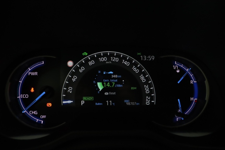 Toyota RAV4 - 2.5 Hybrid Bi-Tone 6