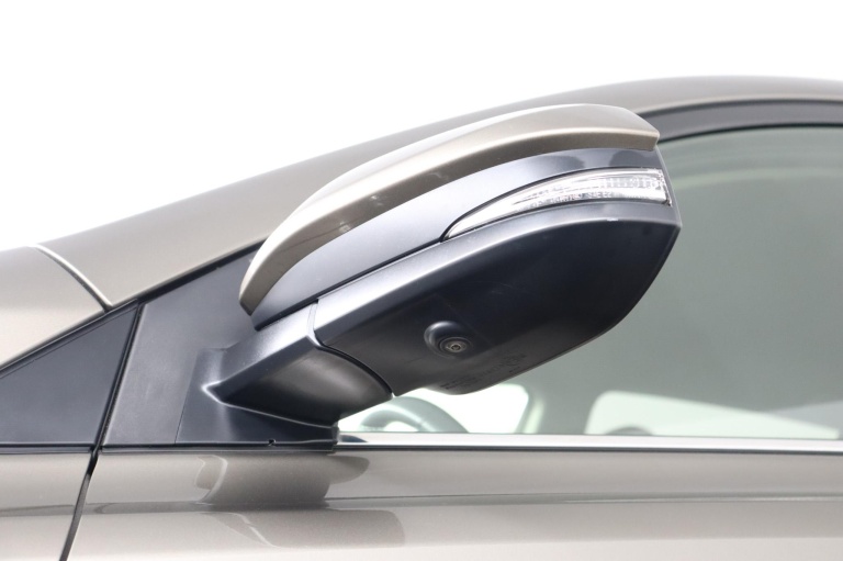 Toyota RAV4 - 2.5 Hybrid AWD Executive 36