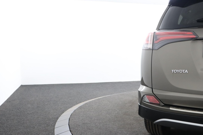 Toyota RAV4 - 2.5 Hybrid AWD Executive 42