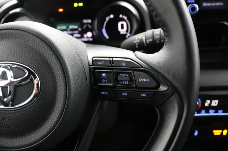 Toyota Yaris - 1.5 Hybrid Launch Limited Edition 21