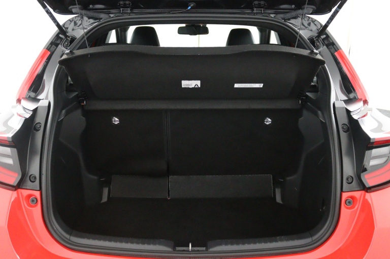 Toyota Yaris - 1.5 Hybrid Launch Limited Edition 23