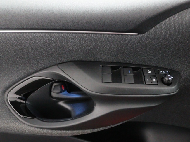 Toyota Yaris - 1.5 Hybrid Launch Limited Edition