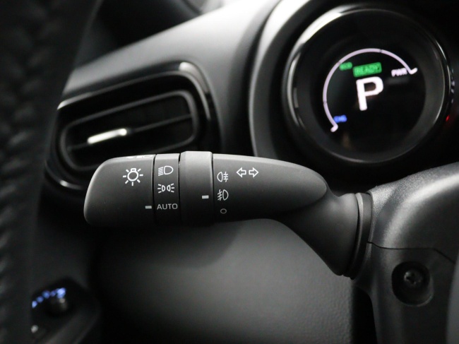 Toyota Yaris - 1.5 Hybrid Launch Limited Edition