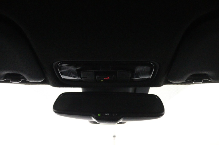 Toyota Yaris - 1.5 Hybrid Launch Limited Edition 31