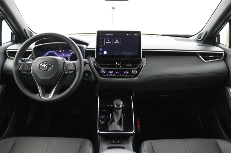Toyota Corolla Cross - Hybrid 180 Executive 12