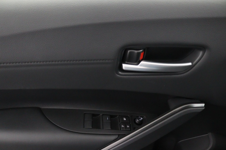 Toyota Corolla Cross - Hybrid 180 Executive 20