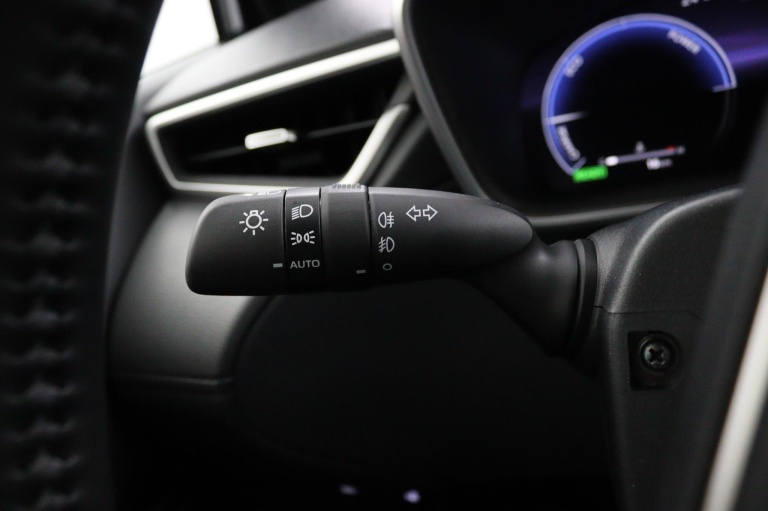 Toyota Corolla Cross - Hybrid 180 Executive 27